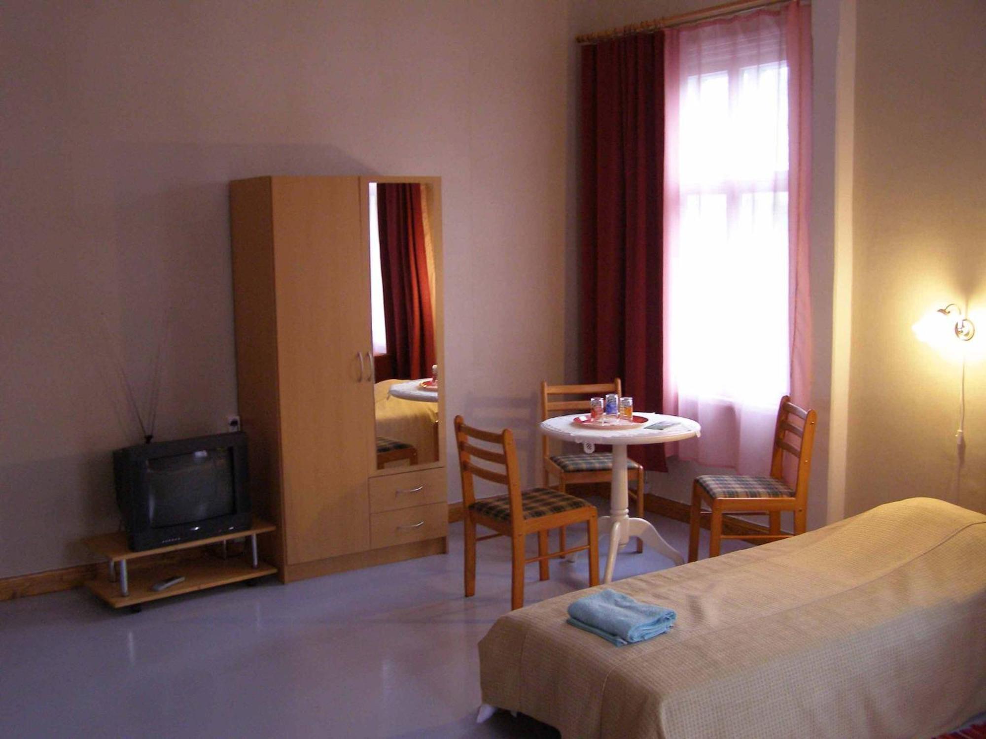 Tiia Guesthouse Parnu Luaran gambar